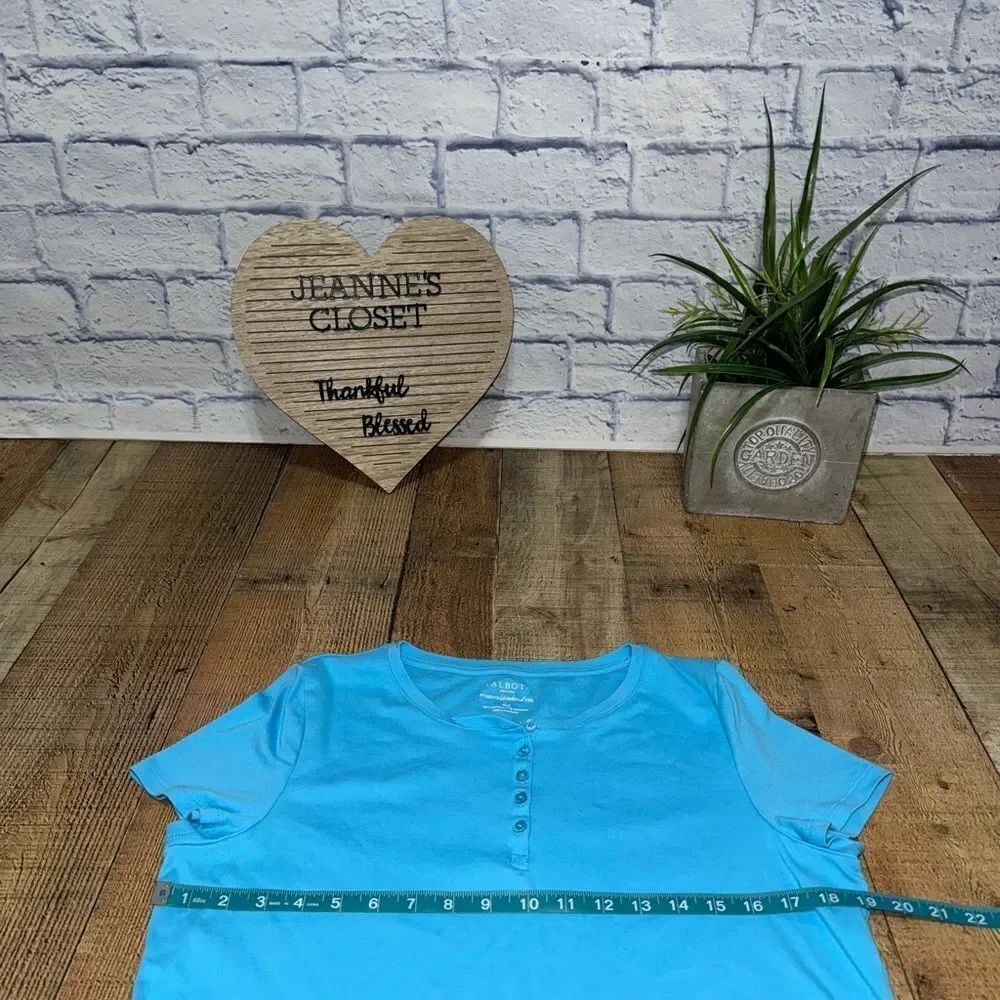 💜 Talbots blue stretch weekend tee - Picture 6 of 8